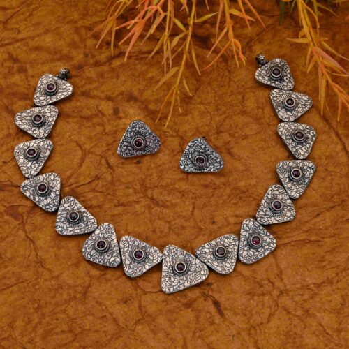 Stylish Silver Necklace Set