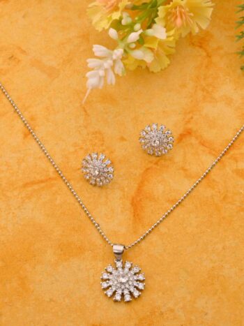 Stylish Silver Pendant Set