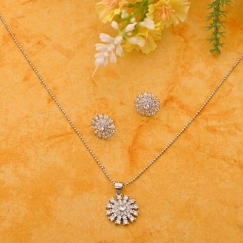 Stylish Silver Pendant Set