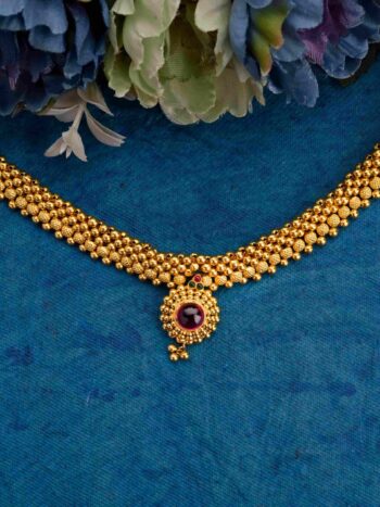 Lakhi Thushi Gold Necklace
