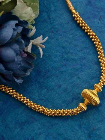 Designer Lakhi Thushi Gold Necklace