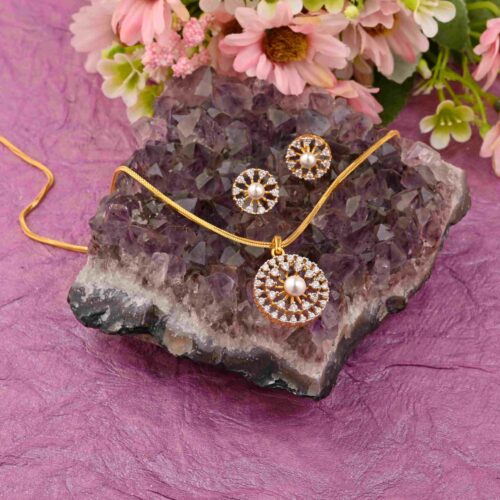 Gold Pendant Set With Pearl AD Stone