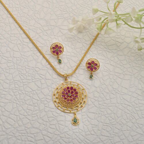 Ruby Gold Pendant Set
