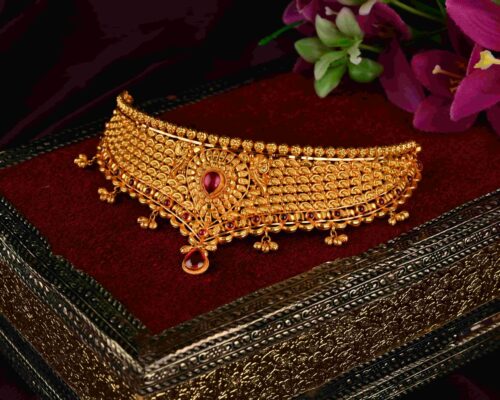 Queen Gold Gokak Chokar