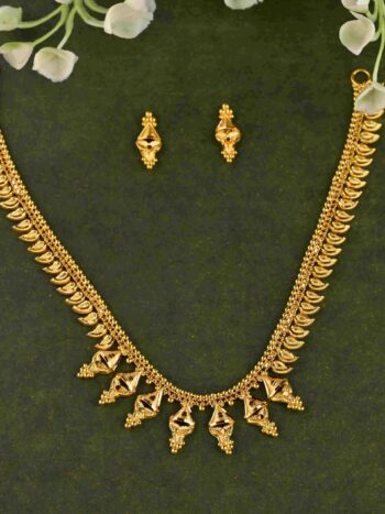Fancy Gold Necklace Set