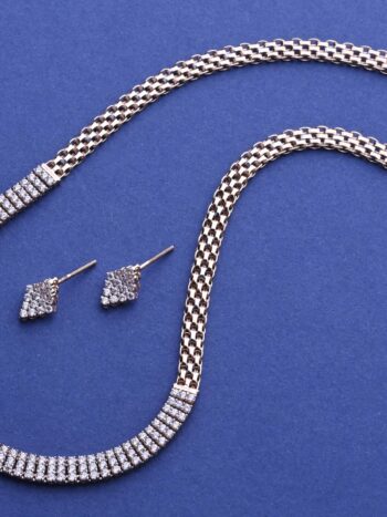 A.D STONE NECKLACE SET